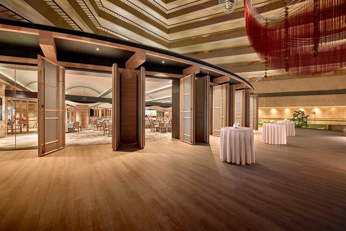 Atrium Ballroom at Parkroyal Collection Marina Bay Singapore – Singapore wedding venue photo 4 of 4