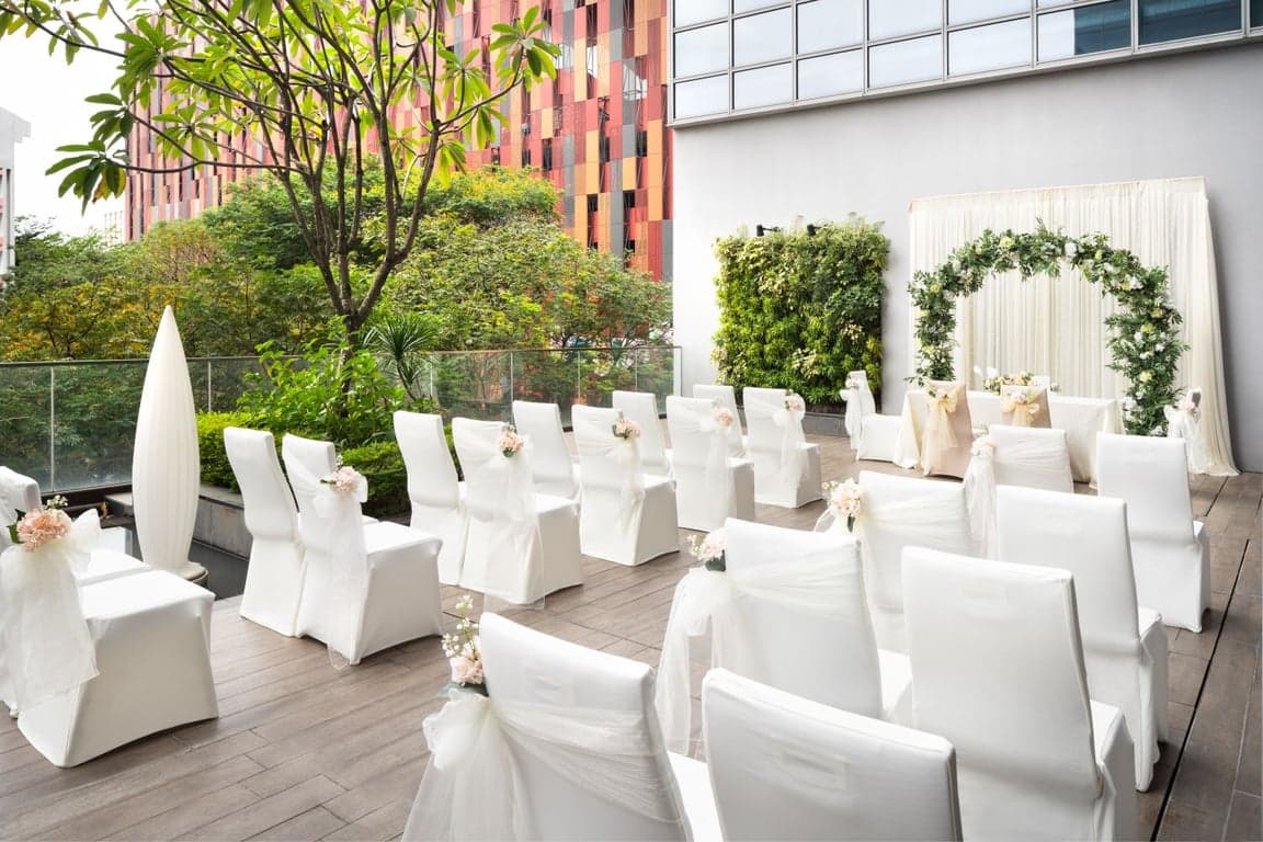 Queen Ballroom at Mercure Singapore Bugis – Singapore wedding venue photo 2 of 6