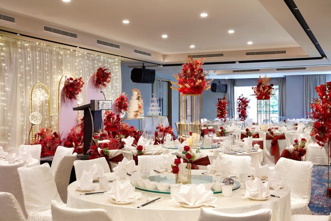 Sugarcane at Holiday Inn Express & Suites Singapore Novena – Singapore wedding venue photo 4 of 7