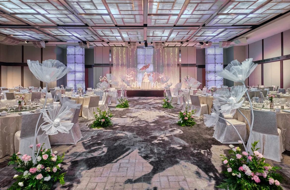 Grand Ballroom at Singapore Marriott Tang Plaza Hotel – Singapore wedding venue photo 1 of 8