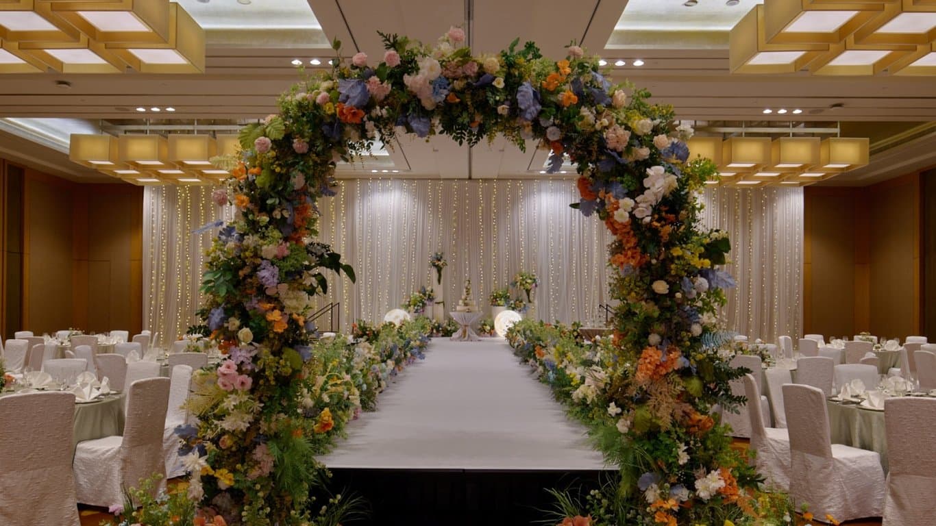 Ballroom + Outdoor Garden Walk Solemnisation at Marina Bay Sands Singapore – Singapore wedding venue photo 1 of 15