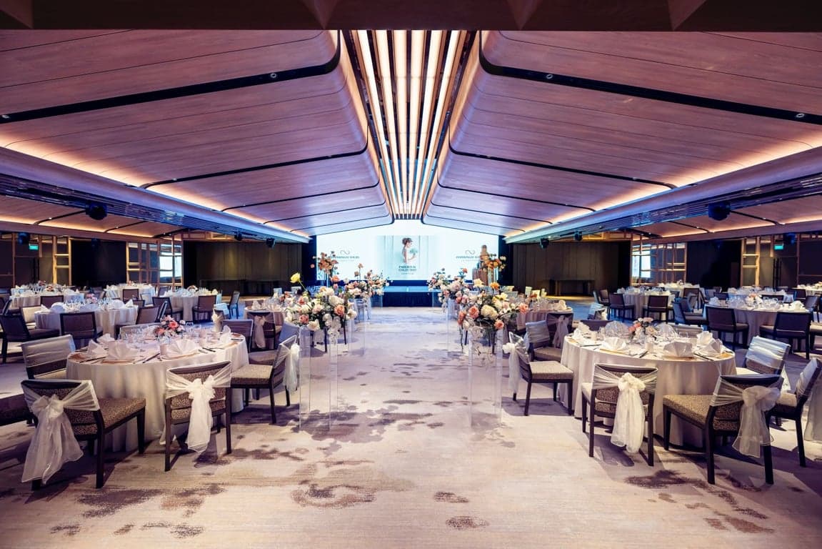 Garden Ballroom at Parkroyal Collection Marina Bay Singapore – Singapore wedding venue photo 5 of 11