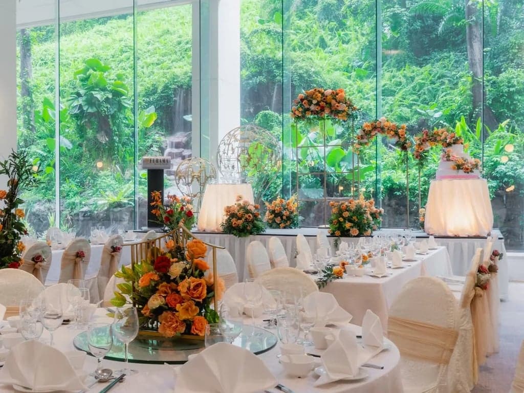 The Waterfall at Furama RiverFront Singapore – Singapore wedding venue photo 8 of 11