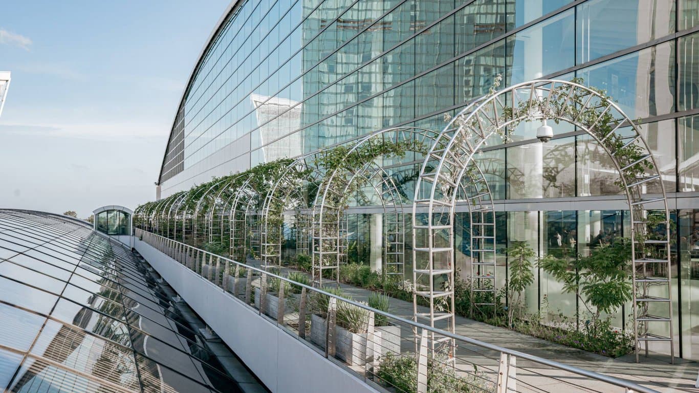 Ballroom + Outdoor Garden Walk Solemnisation at Marina Bay Sands Singapore – Singapore wedding venue photo 6 of 15