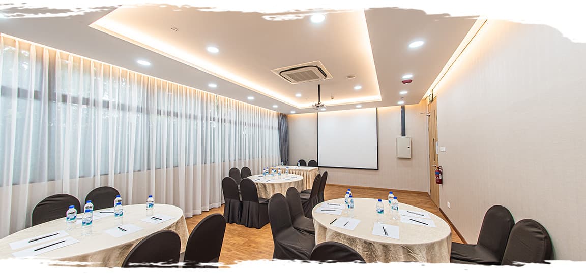 Hilltop Garden Restaurant at Civil Service Club @ Bukit Batok – Singapore wedding venue photo 2 of 5