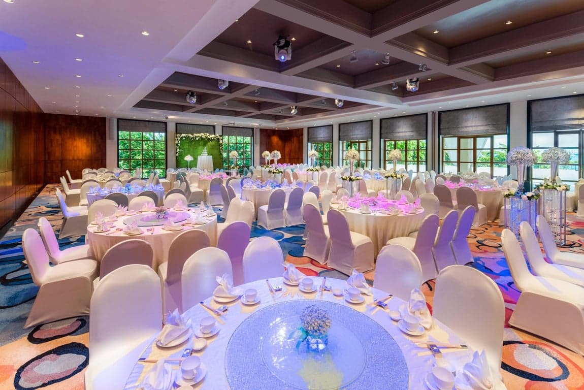 Straits Ballroom at Sofitel Singapore Sentosa – Singapore wedding venue photo 5 of 9