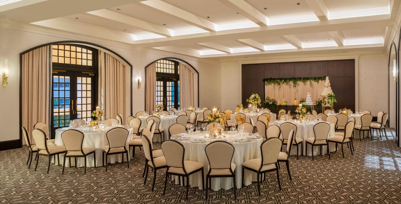 Casuarina Suite at Raffles Singapore – Singapore wedding venue photo 1 of 8