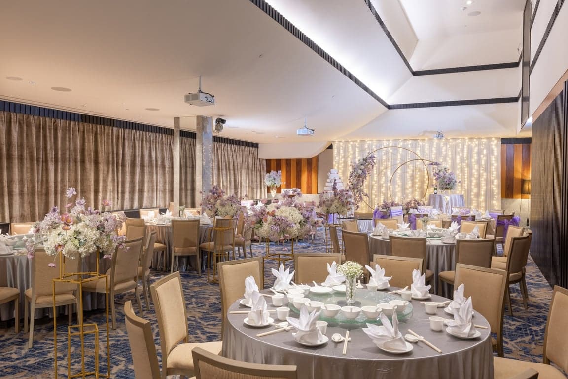 Panorama Room at Voco Orchard Singapore – Singapore wedding venue photo 1 of 1