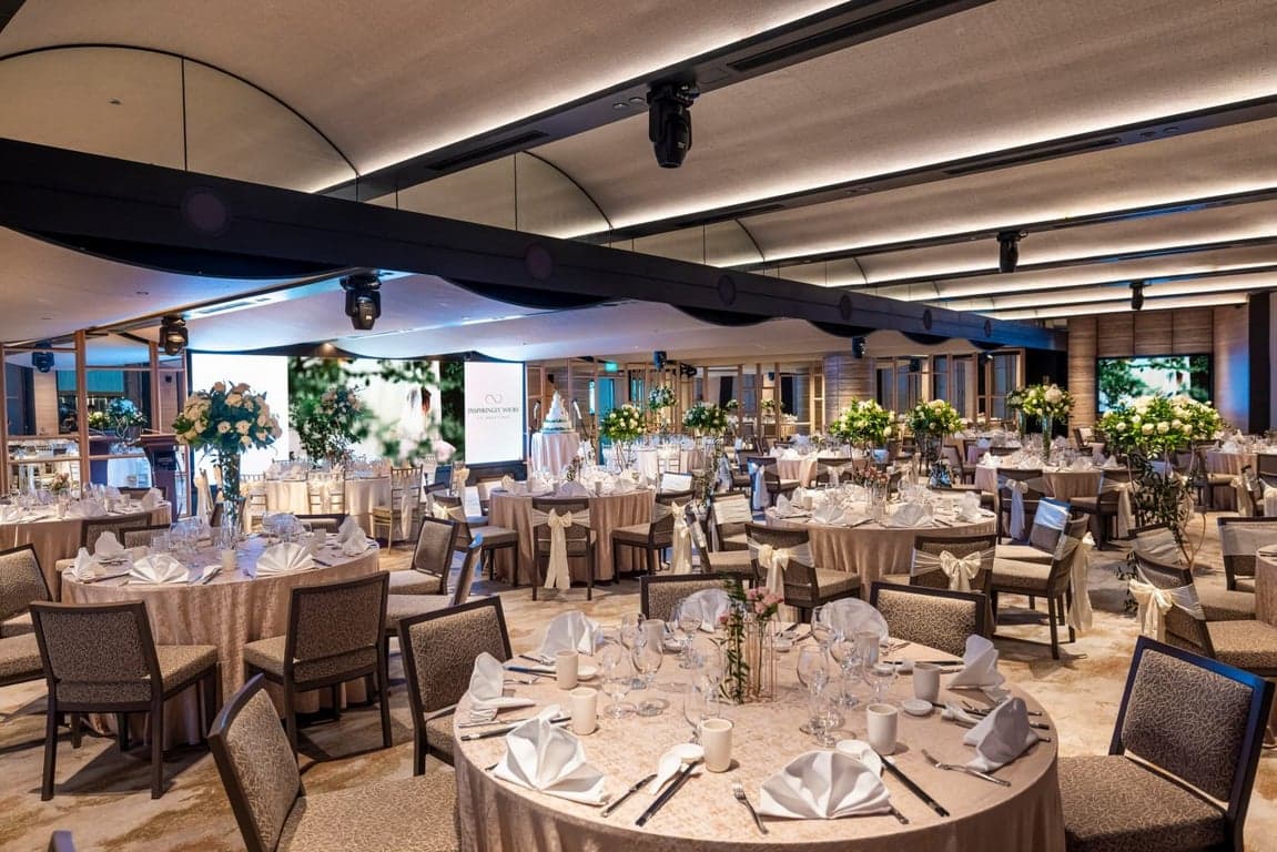 Atrium Ballroom at Parkroyal Collection Marina Bay Singapore – Singapore wedding venue photo 3 of 4