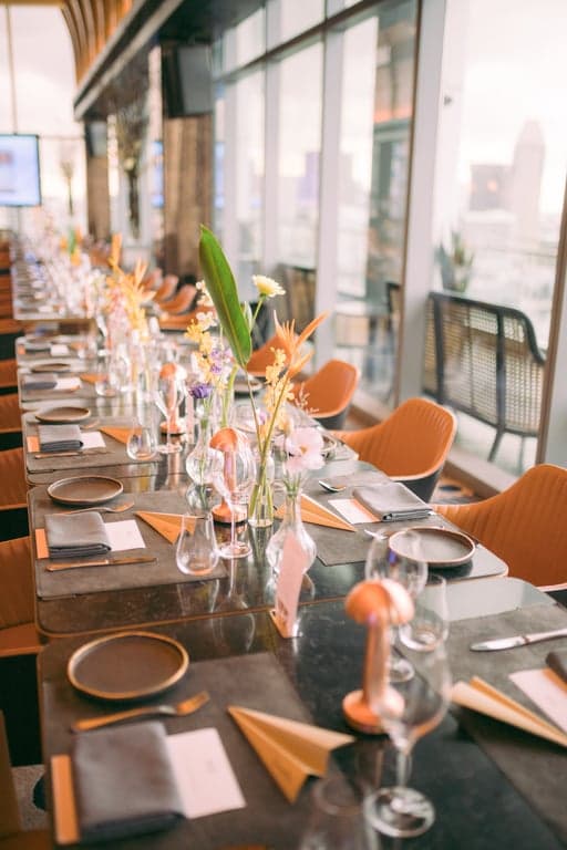 Full Venue - Main Dining Hall + The Pavilion Bar at VUE – Singapore wedding venue photo 8 of 13