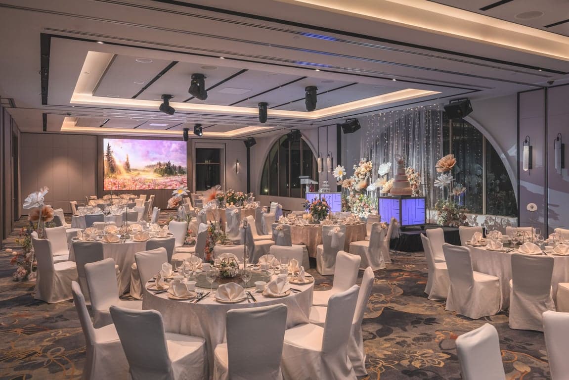 Riverfront Ballroom at Grand Copthorne Waterfront Hotel Singapore – Singapore wedding venue photo 12 of 17