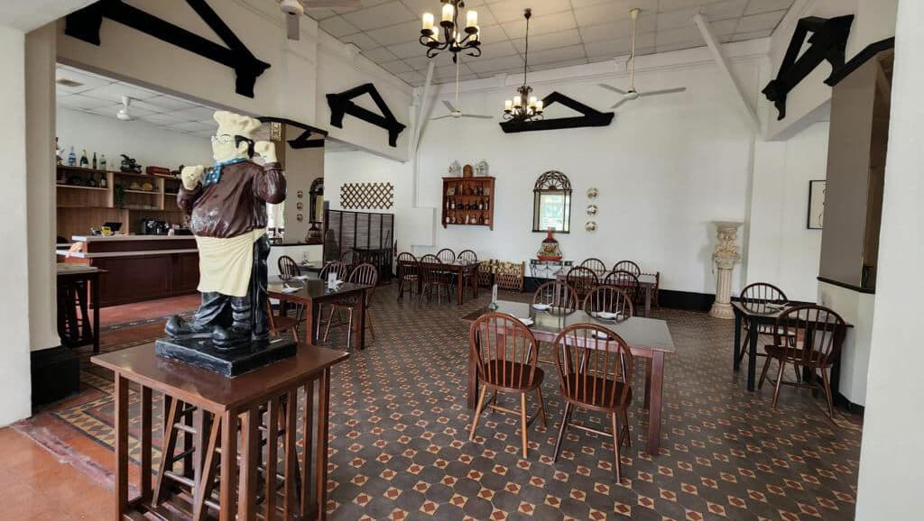 Main Dining Hall at Beaulieu House (Sembawang Seafood Paradise) – Singapore wedding venue photo 1 of 4