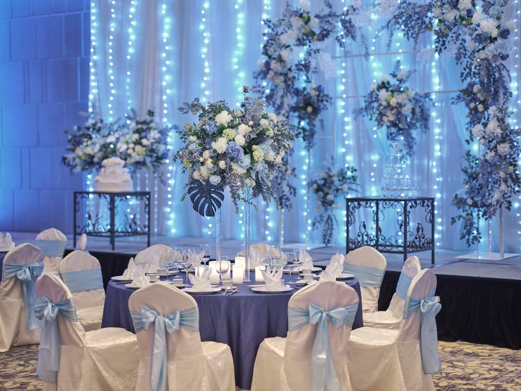 Empress Ballroom 4-5 at Carlton Hotel Singapore – Singapore wedding venue photo 4 of 6