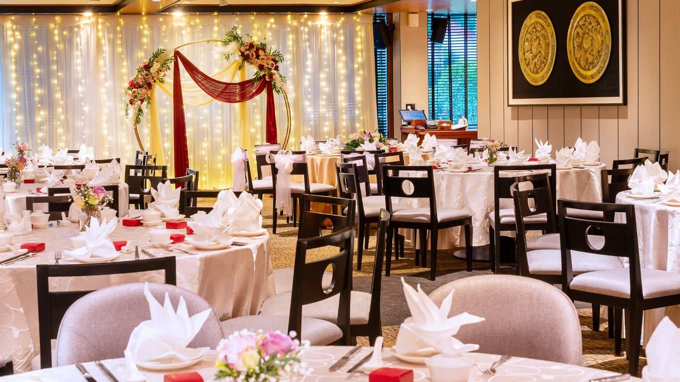 Si Chuan Dou Hua Restaurant at PARKROYAL on Beach Road – Singapore wedding venue photo 3 of 7