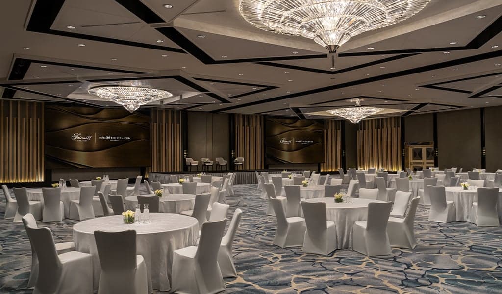 Stamford Ballroom at Fairmont Singapore and Swissôtel The Stamford – Singapore wedding venue photo 1 of 2