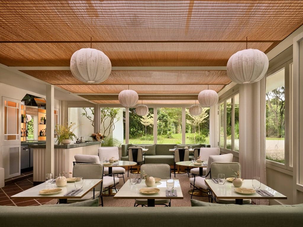 La Terrace at Claudine Restaurant – Singapore wedding venue photo 1 of 4