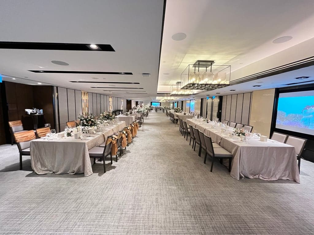 Azalea Room at Shangri-La Singapore – Singapore wedding venue photo 5 of 18
