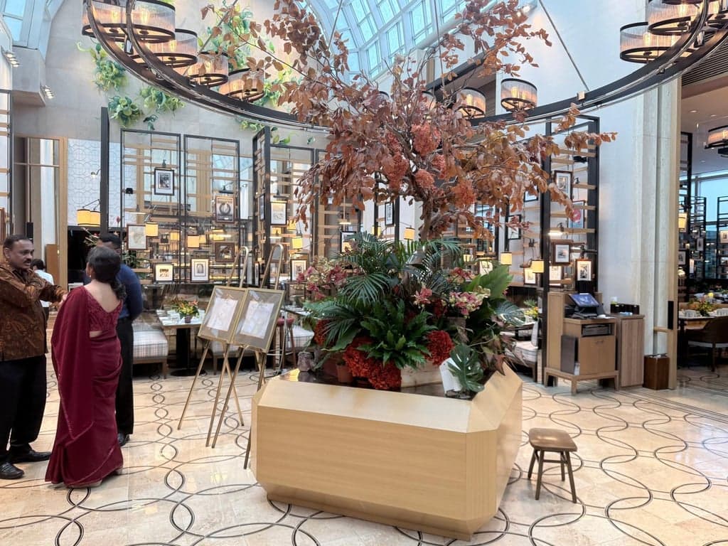 Colony Restaurant (centre Zone) at The Ritz-Carlton, Millenia Singapore – Singapore wedding venue photo 7 of 7