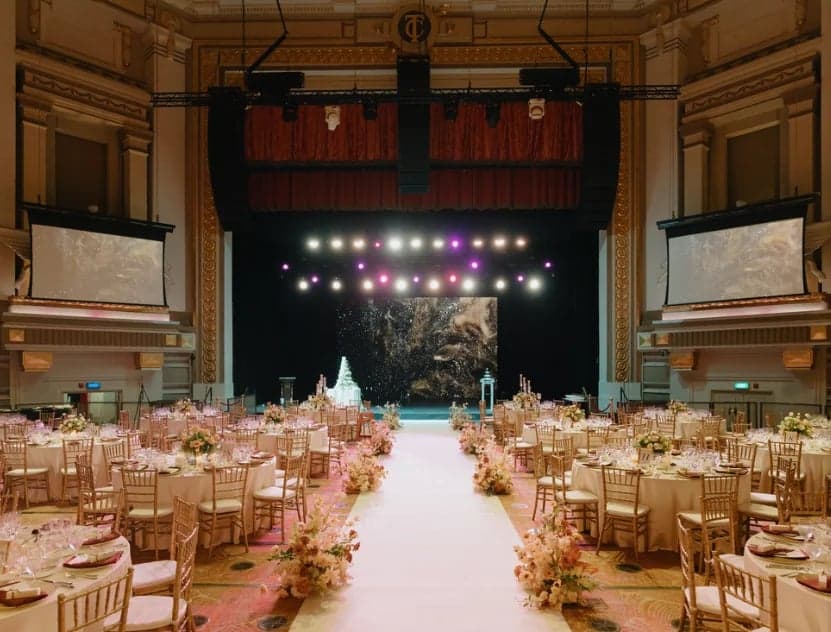 Capitol Theatre at The Capitol Kempinski Hotel Singapore – Singapore wedding venue photo 1 of 8