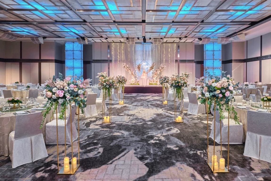 Grand Ballroom at Singapore Marriott Tang Plaza Hotel – Singapore wedding venue photo 3 of 8