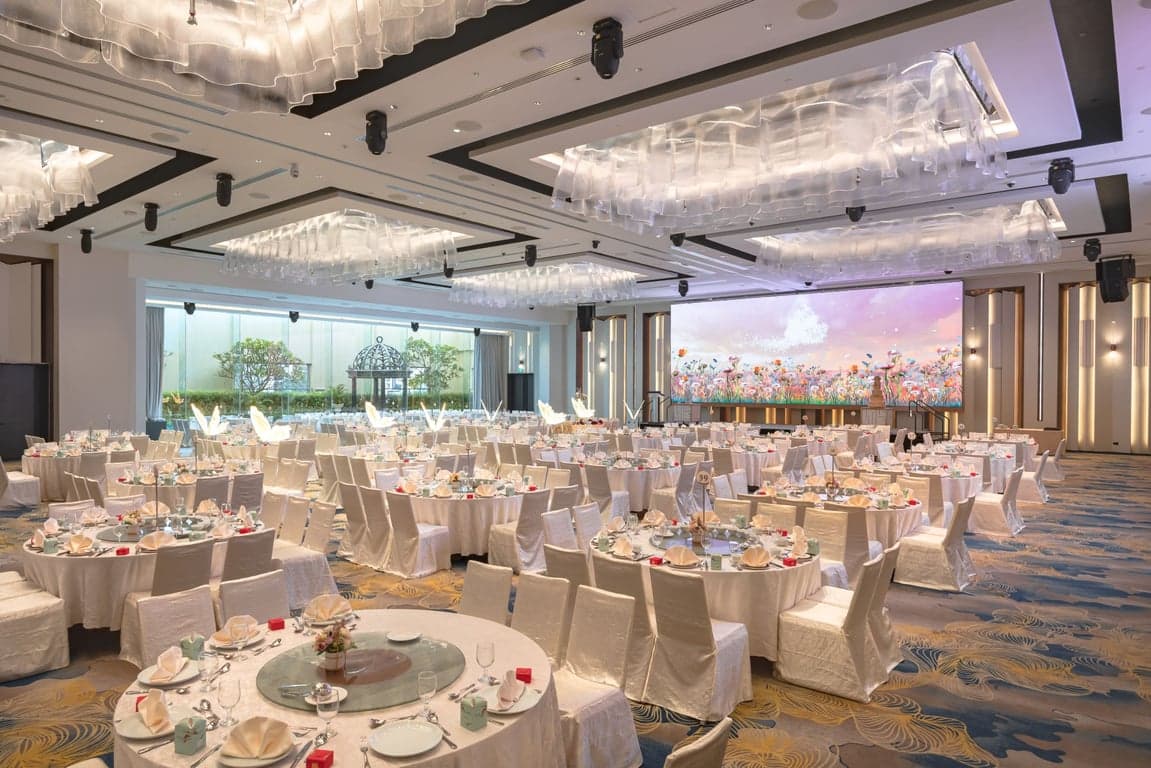 Grand Ballroom at Grand Copthorne Waterfront Hotel Singapore – Singapore wedding venue photo 5 of 17
