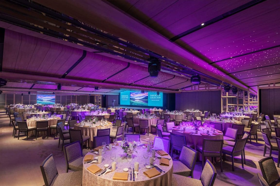 Garden Ballroom at Parkroyal Collection Marina Bay Singapore – Singapore wedding venue photo 7 of 11