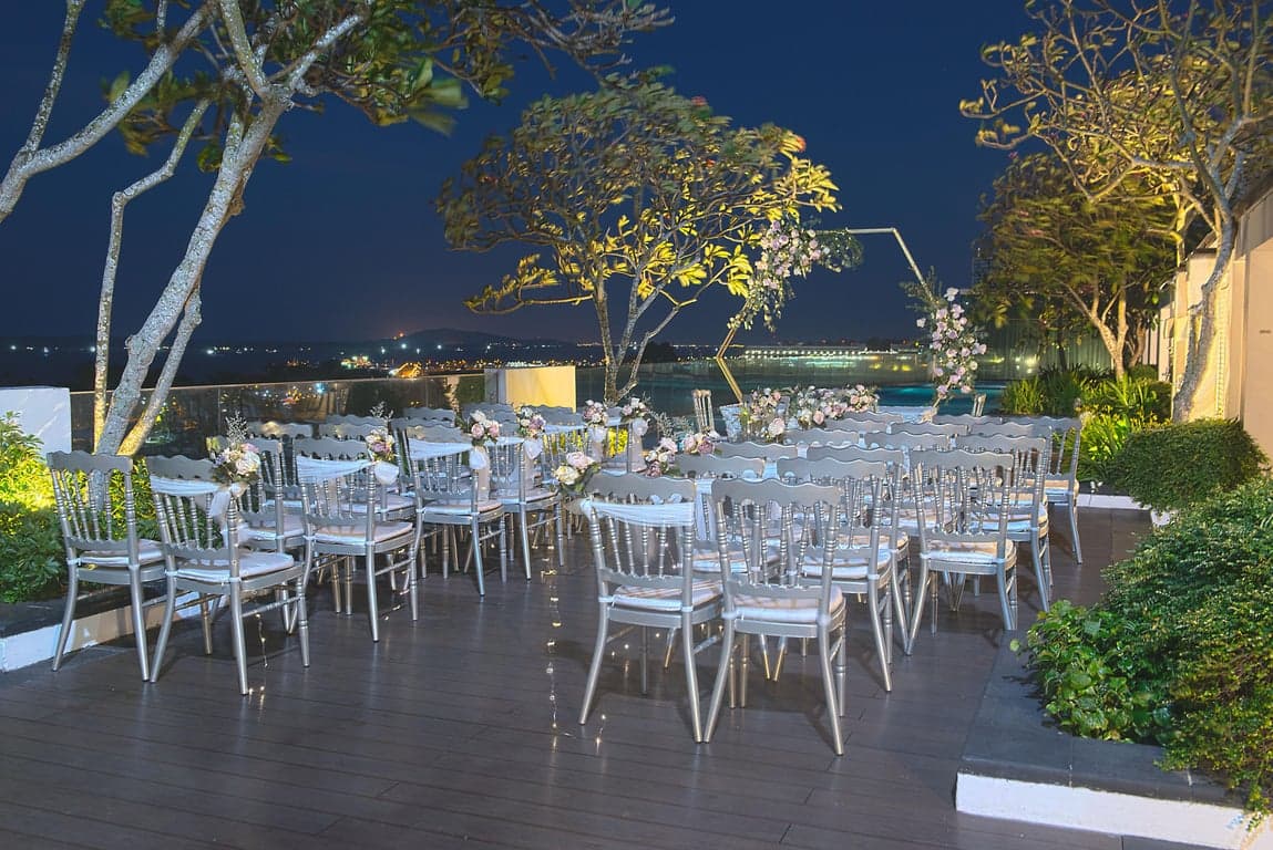 Poolside at Village Hotel Changi – Singapore wedding venue photo 17 of 18