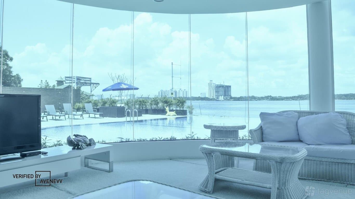 Poolside Lounge at SAF Yacht Club – Singapore wedding venue photo 4 of 6