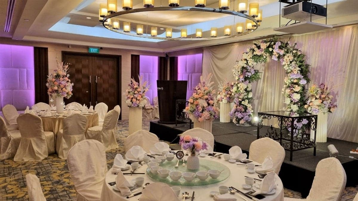 Esplanade Room at Carlton Hotel Singapore – Singapore wedding venue photo 6 of 6