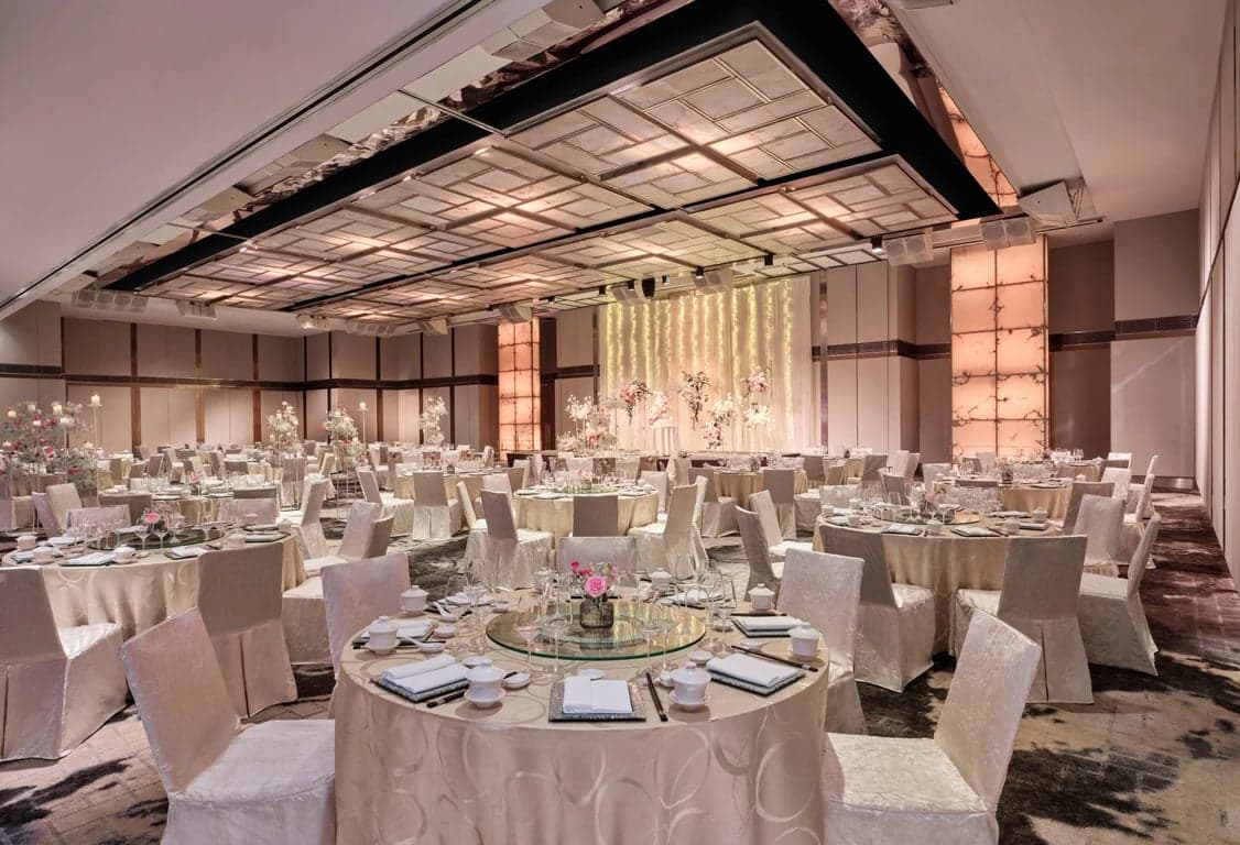 Grand Ballroom at Singapore Marriott Tang Plaza Hotel – Singapore wedding venue photo 2 of 8