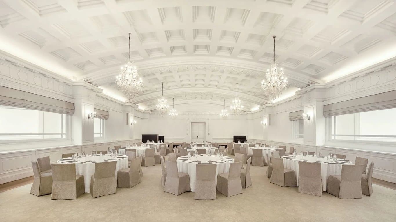 The Straits Room at The Fullerton Hotel Singapore – Singapore wedding venue photo 7 of 7