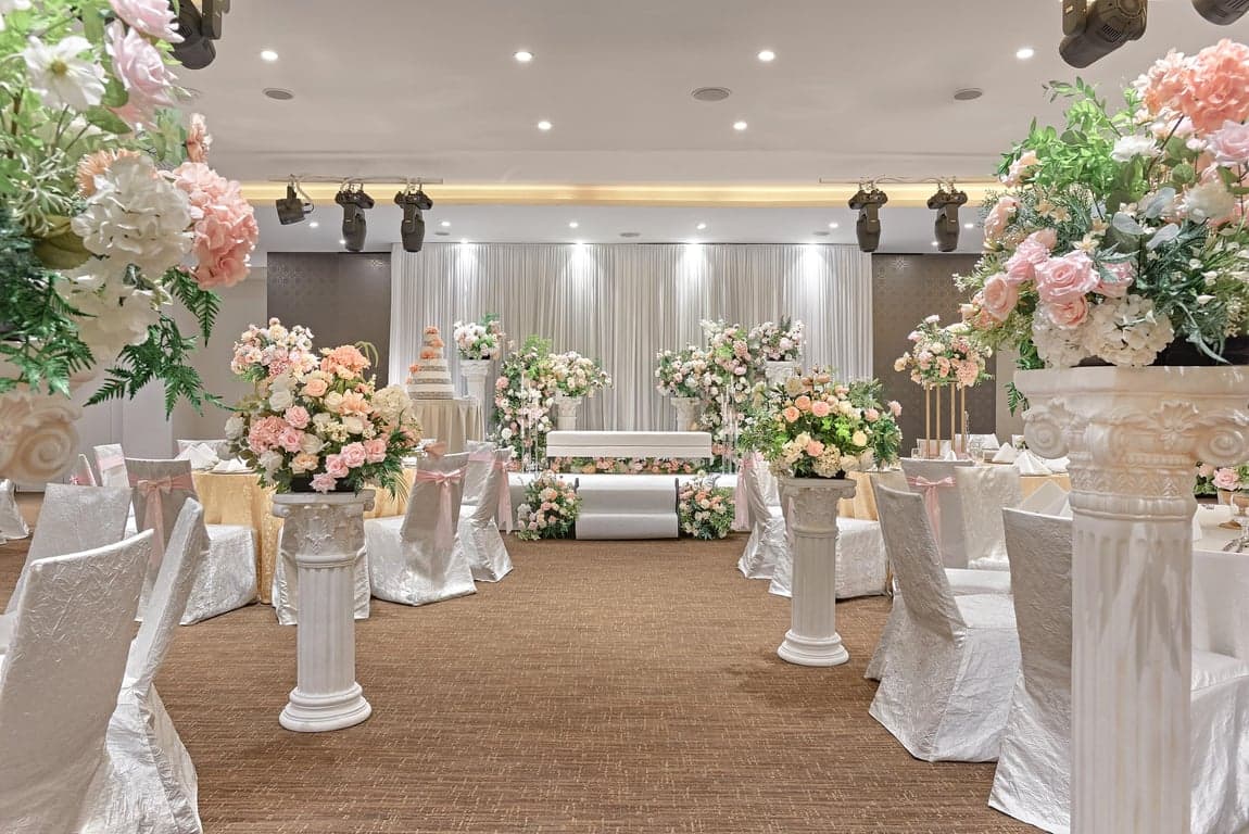 Saffron Ballroom at Village Hotel Katong – Singapore wedding venue photo 16 of 21