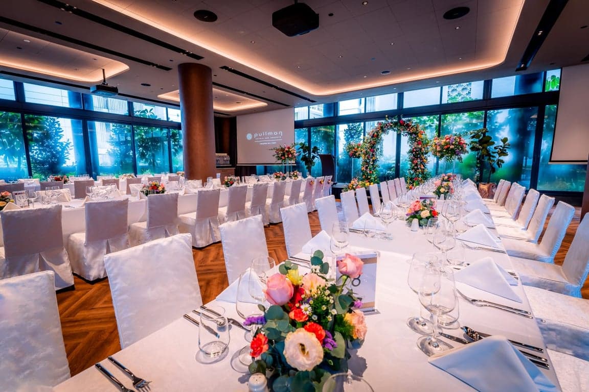 Oculus Glasshouse at Pullman Singapore Hill Street – Singapore wedding venue photo 3 of 8