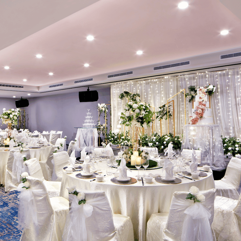 Sugarcane at Holiday Inn Express & Suites Singapore Novena – Singapore wedding venue photo 6 of 7