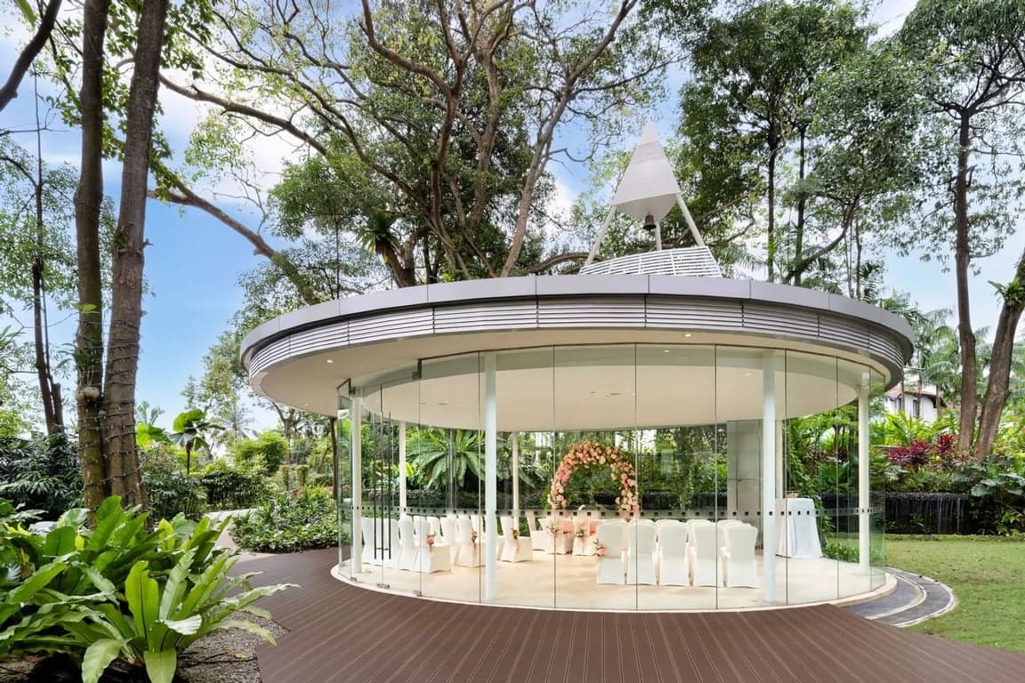 Glass Pavilion at Amara Sanctuary Sentosa – Singapore wedding venue photo 3 of 21