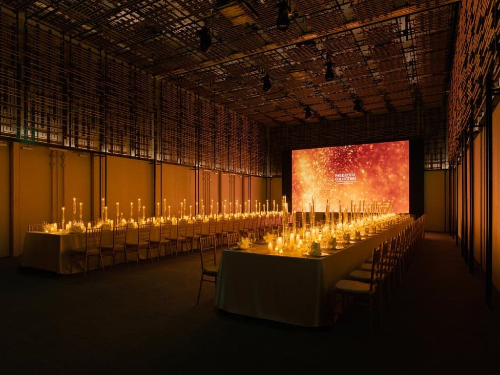 Alexander Room at PARKROYAL COLLECTION Pickering – Singapore wedding venue photo 4 of 10