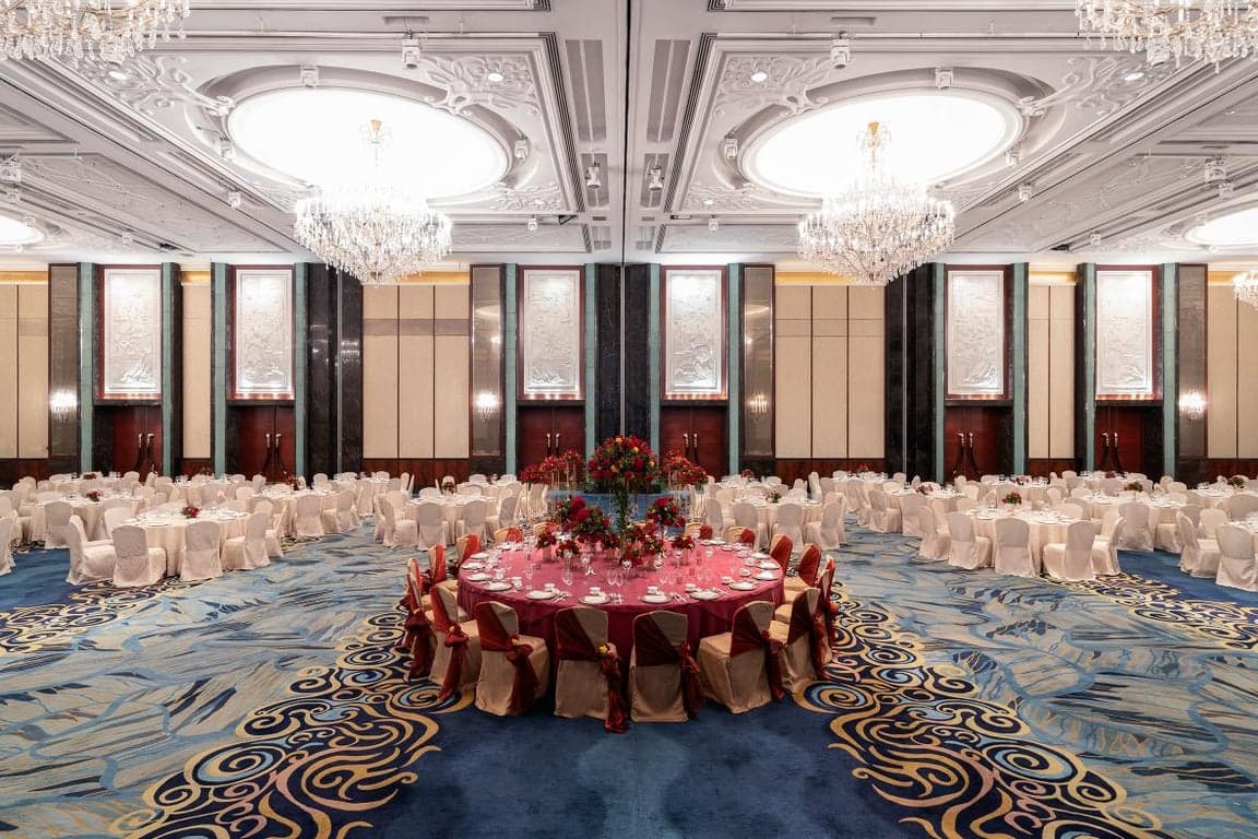Island Ballroom at Shangri-La Singapore – Singapore wedding venue photo 12 of 18