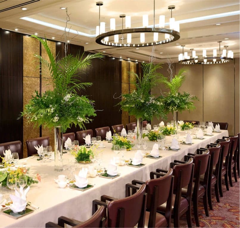 Li Bai Cantonese Restaurant at Sheraton Towers Singapore – Singapore wedding venue photo 2 of 2