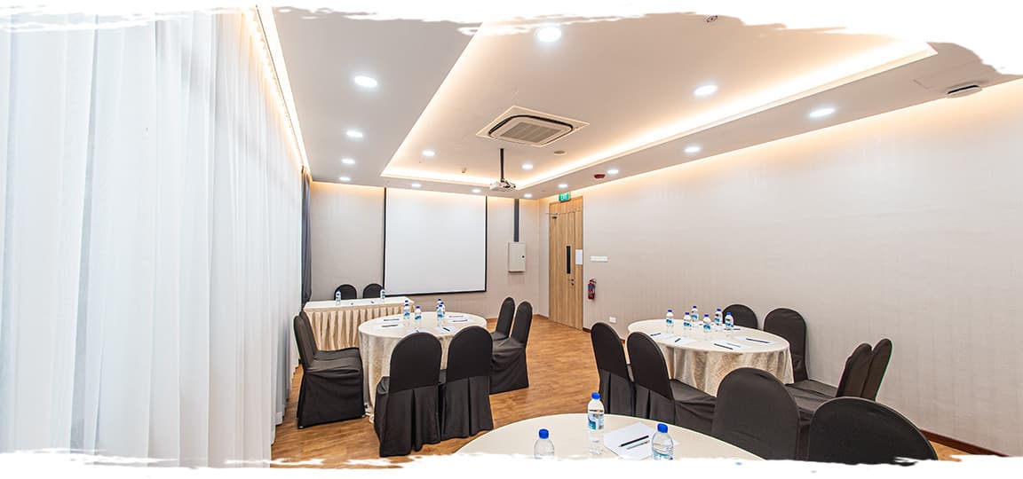 Hilltop Garden Restaurant at Civil Service Club @ Bukit Batok – Singapore wedding venue photo 3 of 5