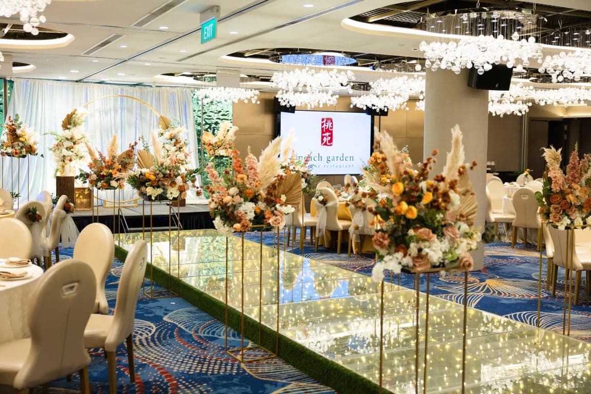 Ballroom at Peach Garden @ The Heeren – Singapore wedding venue photo 2 of 7