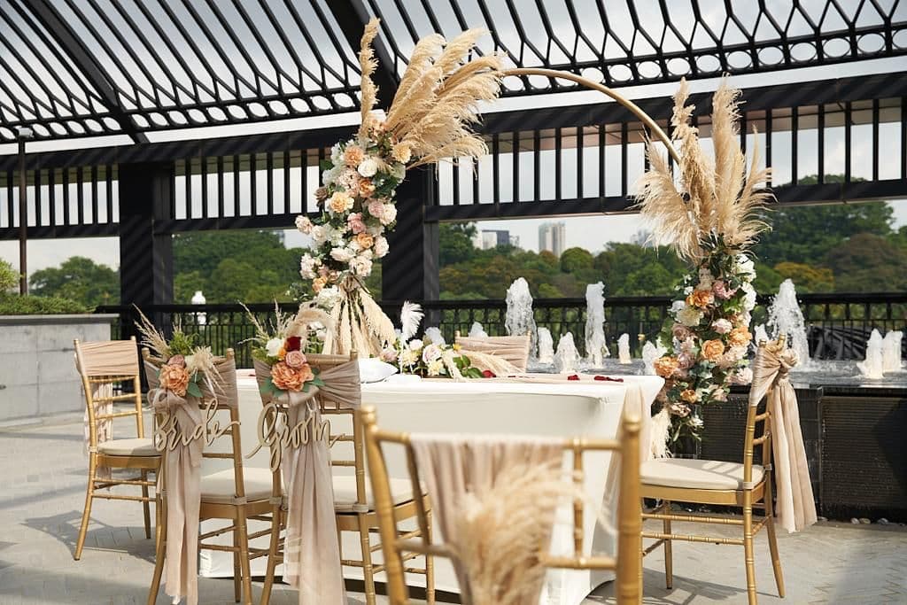 Rooftop Sky Garden at Grand Park City Hall – Singapore wedding venue photo 5 of 6