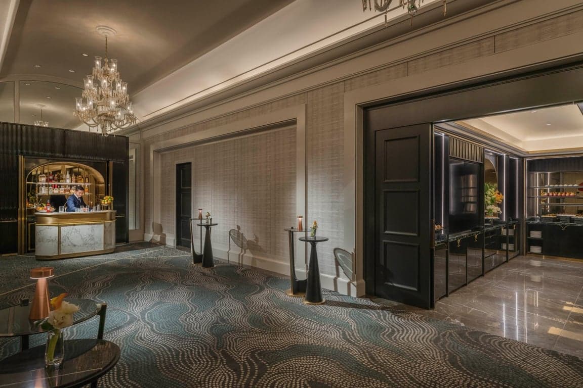 Four Seasons Ballroom at Four Seasons Hotel Singapore – Singapore wedding venue photo 5 of 8