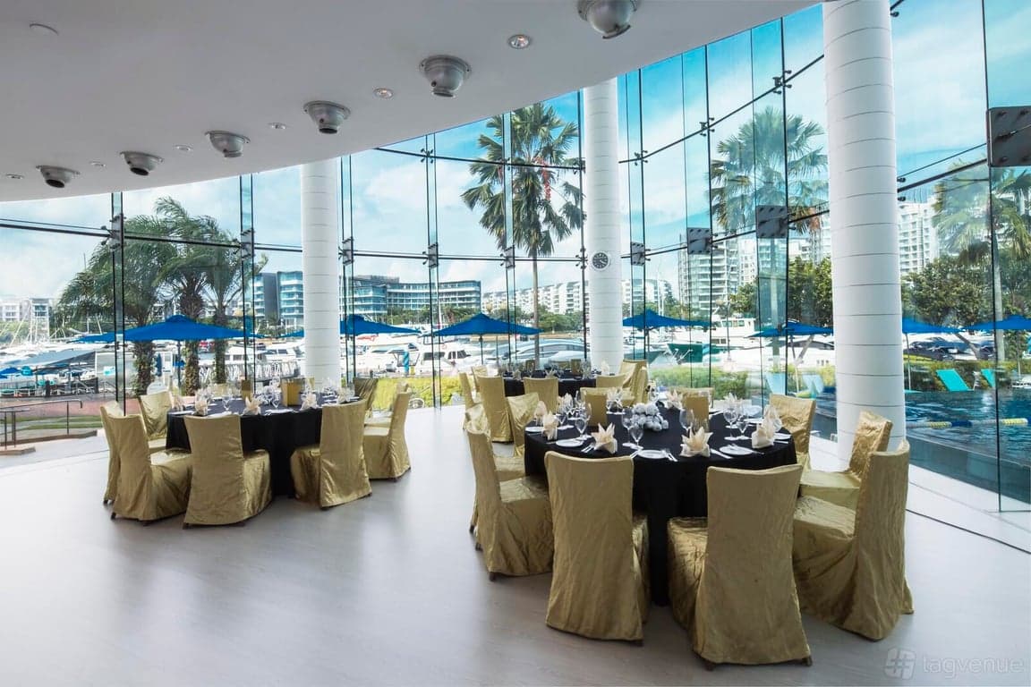 Bar Nebula at ONE°15 Marina Sentosa Cove – Singapore wedding venue photo 4 of 19