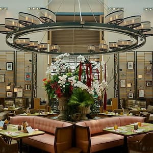 Colony Restaurant (driveway Zone) at The Ritz-Carlton, Millenia Singapore – Singapore wedding venue photo 10 of 32