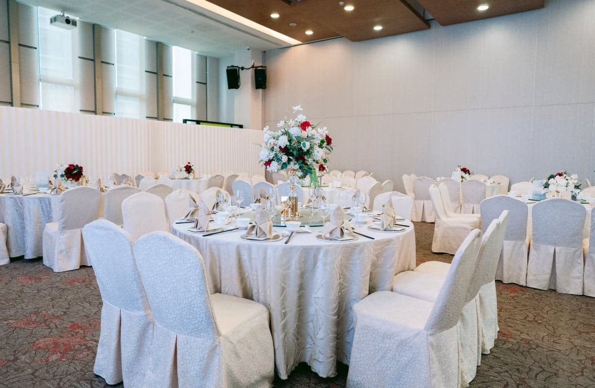Hall J at Chui Huay Lim Teochew Cuisine – Singapore wedding venue photo 38 of 46
