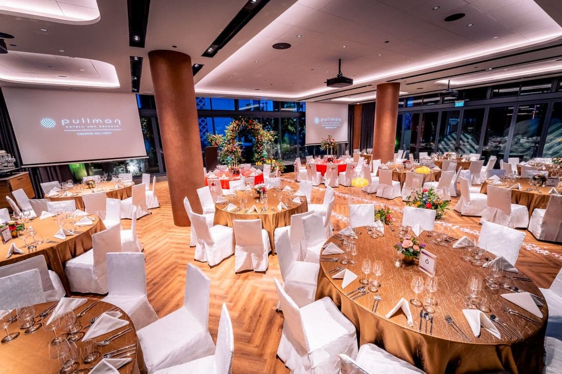 Oculus Glasshouse at Pullman Singapore Hill Street – Singapore wedding venue photo 7 of 8