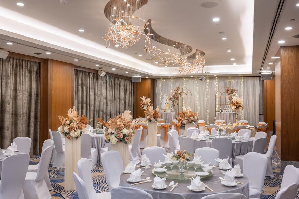 Vista Room at Voco Orchard Singapore – Singapore wedding venue photo 4 of 4