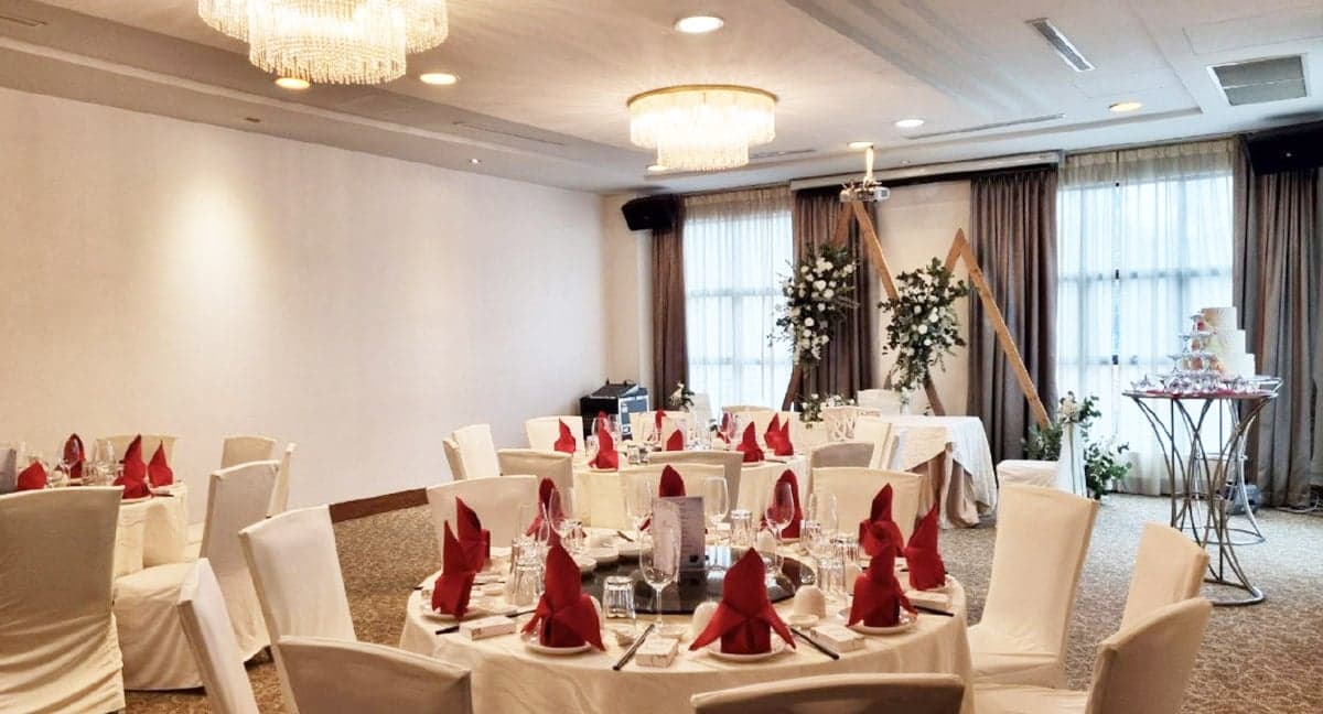 Kingfisher Room at Seletar Country Club – Singapore wedding venue photo 1 of 2