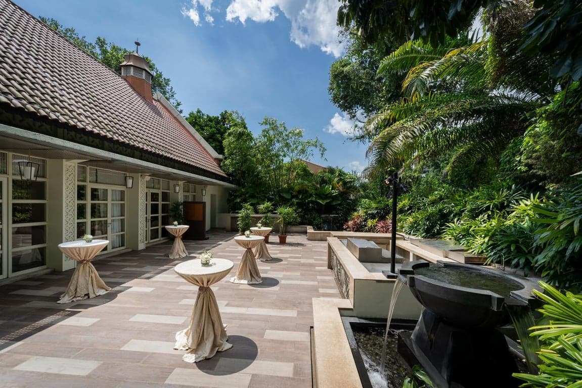 Dutch Pavilion at Shangri-La Singapore – Singapore wedding venue photo 8 of 18