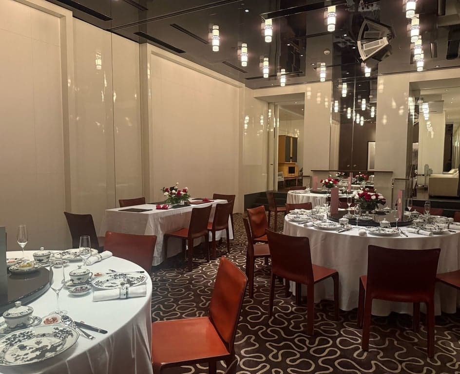 Summer Pavilion Restaurant at The Ritz-Carlton, Millenia Singapore – Singapore wedding venue photo 32 of 32